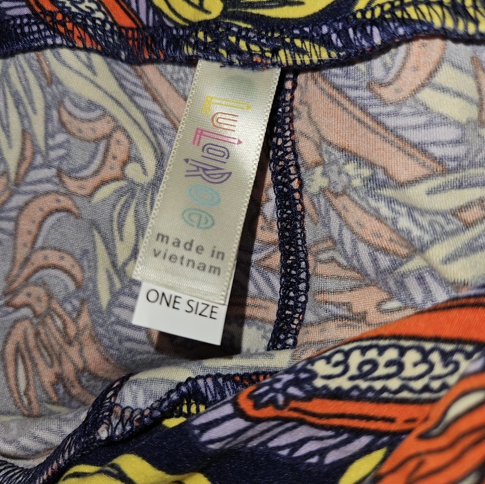 Lularoe - Picture 2 of 2